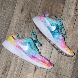 Girls Nike size 5.5 youth